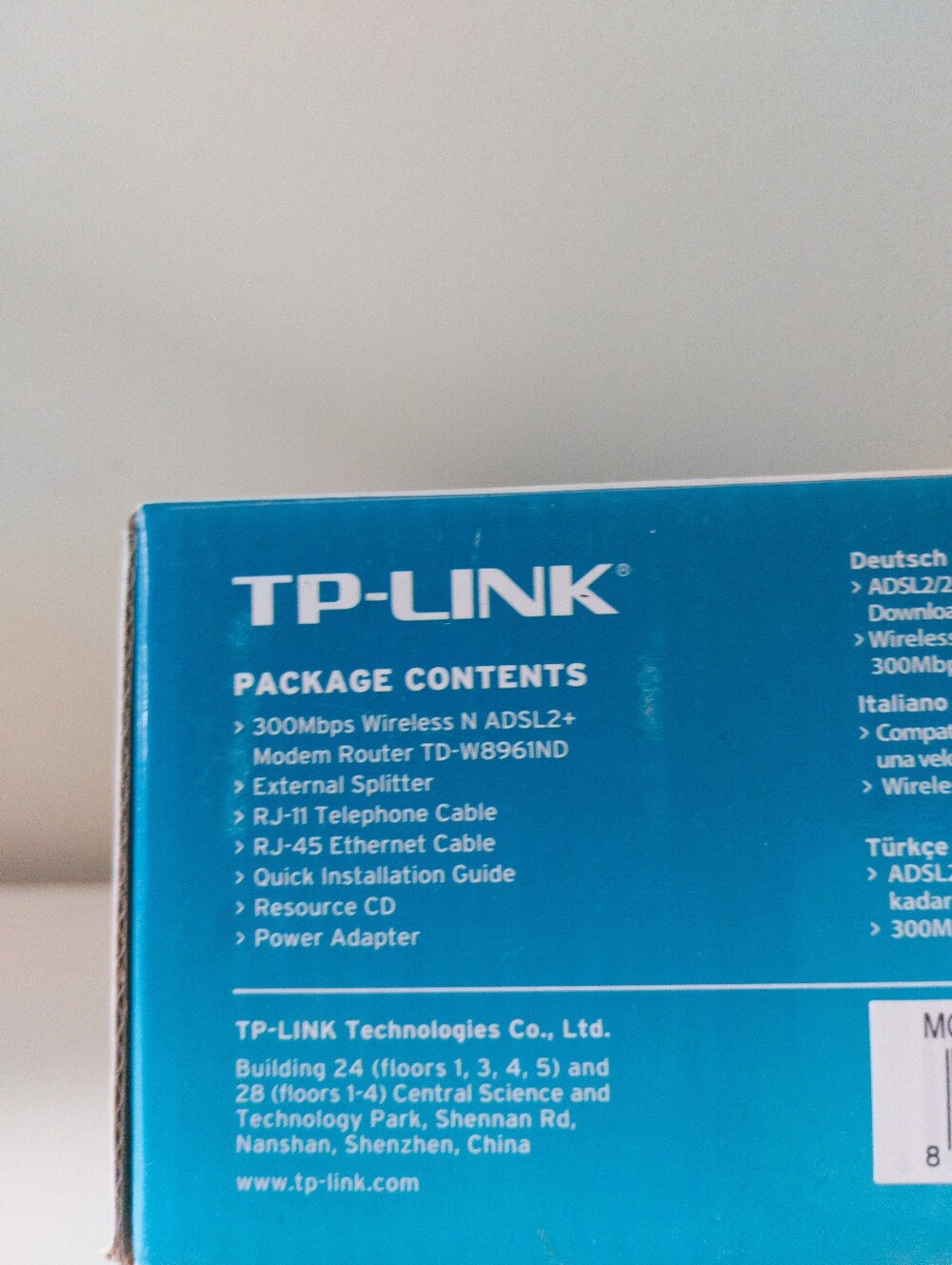 TP-Link Networking Lot N300 Wireless Wi-Fi Router + ADSL2+ Modem Router Combo - Picture 7 of 7